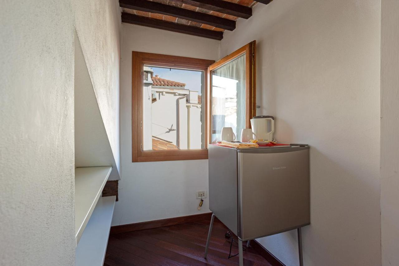 Rialto Canal View Apartment Venice Exterior photo