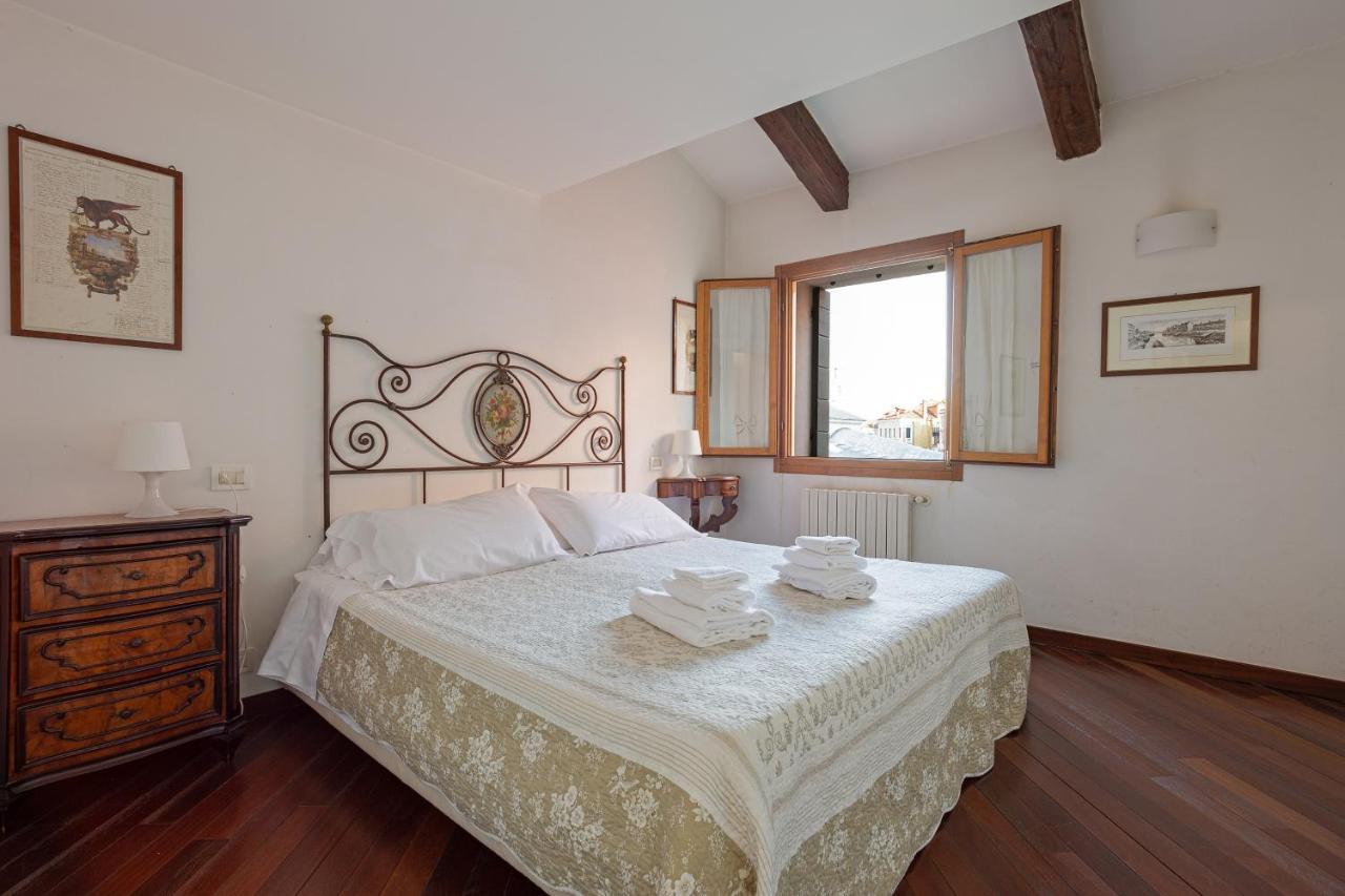 Rialto Canal View Apartment Venice Exterior photo